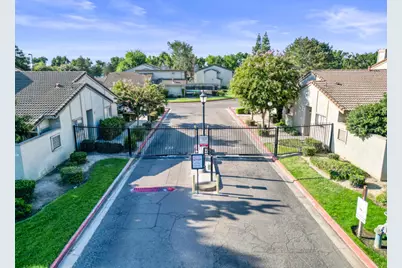 2132 Mount Vernon Drive #D, Modesto, CA 95350 - Photo 28