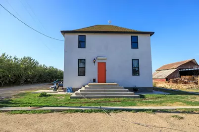4319 S Walnut Road, Turlock, CA 95380 - Photo 2