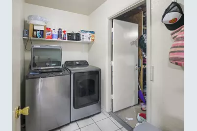 9812 Sandy Creek Way, Stockton, CA 95209 - Photo 12