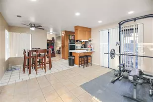 9812 Sandy Creek Way, Stockton, CA 95209 - Photo 14
