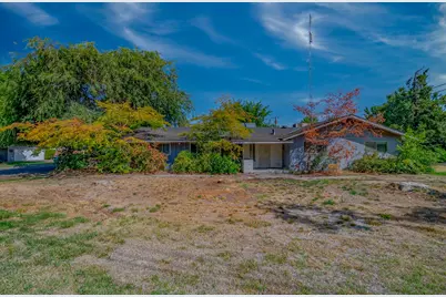 1165 W North Bear Creek Dr, Merced, CA 95340 - Photo 1