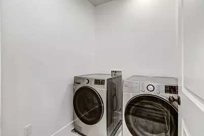 2352 Bronze Star Way, Sacramento, CA 95818 - Photo 34