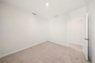 14545 Southpointe Dr, Folsom, CA 95630 - Photo 26