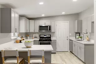 923 Cummins Way, West Sacramento, CA 95605 - Photo 10