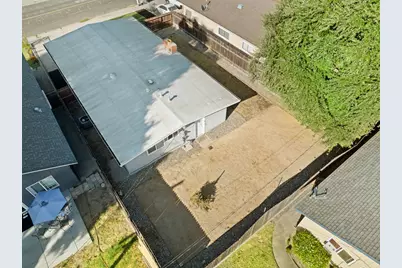 923 Cummins Way, West Sacramento, CA 95605 - Photo 32