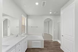 1396 E Via Prato Dr, Fresno, CA 93730 - Photo 30