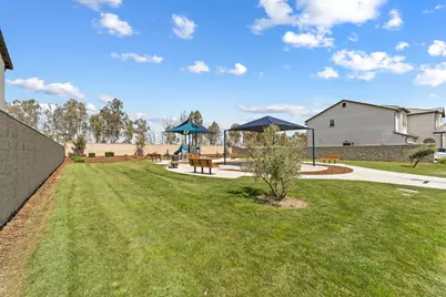 1396 E Via Prato Drive, Fresno, CA 93730 - Photo 4