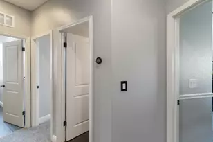 556 Sherborne Ct, Galt, CA 95632 - Photo 16