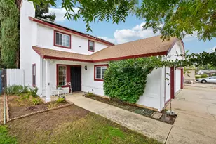 989 Northgate Dr, Yuba City, CA 95991 - Photo 1