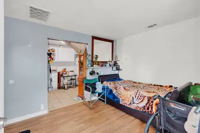 1059 Acacia Avenue, Sacramento, CA 95815 - Photo 24