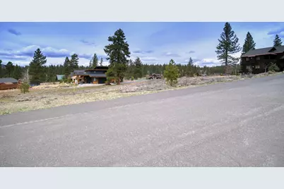 10554 Courtenay Lane, Truckee, CA 96161 - Photo 2