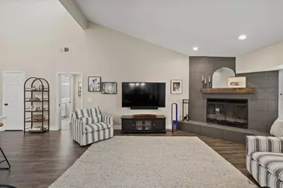 4144 Quiet Meadow Court, Fair Oaks, CA 95628 - Photo 10