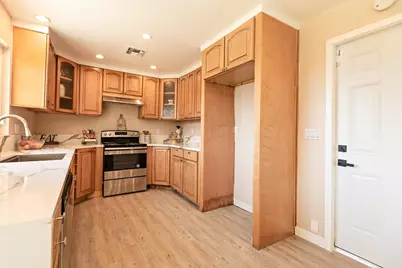 790 Hillsdale Drive, Turlock, CA 95382 - Photo 12