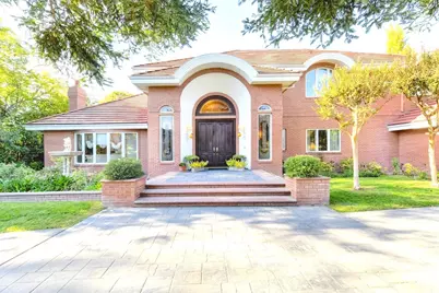 557 Crocker Rd, Sacramento, CA 95864 - Photo 2