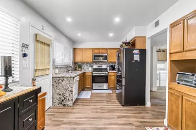1751 W Santa Ana Avenue, Fresno, CA 93705 - Photo 8