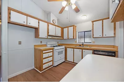 Almond Drive #89, Lodi, CA 95240 - Photo 18