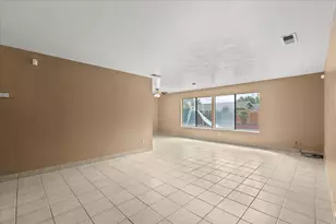 1150 Port Chelsea Cir, Lodi, CA 95240 - Photo 10