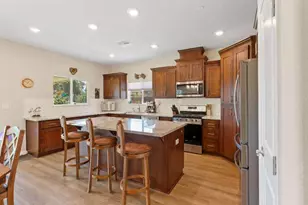 906 Avalon Dr, Ione, CA 95640 - Photo 10