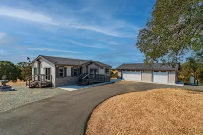 393 Danna Ct, Wallace, CA 95254 - Photo 1