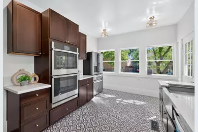 2130 26th Street, Sacramento, CA 95818 - Photo 22