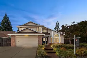 1351 Kingswood Dr, Roseville, CA 95678 - Photo 1