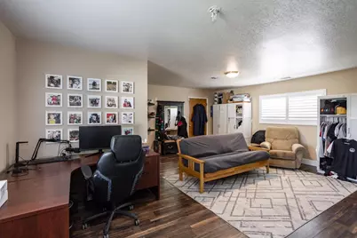 9337 Creekside Lane, Modesto, CA 95357 - Photo 20