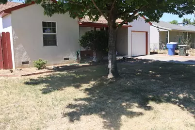 5380 49th Street, Sacramento, CA 95820 - Photo 2