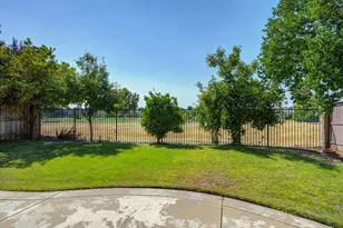 1381 Haddington Dr, Folsom, CA 95630 - Photo 56