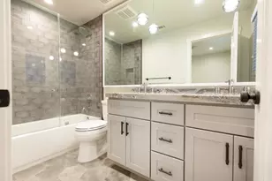 2109 J St, Sacramento, CA 95816 - Photo 14