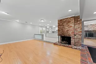 6730 Lakeview Dr, Carmichael, CA 95608 - Photo 6