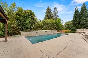 6730 Lakeview Dr, Carmichael, CA 95608 - Photo 36