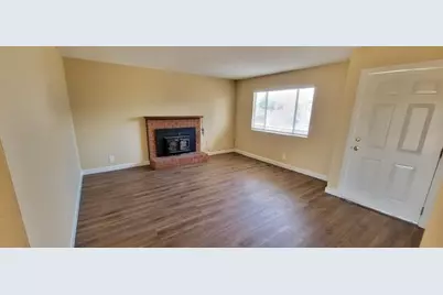 10449 Pioneer Avenue, Oakdale, CA 95361 - Photo 4