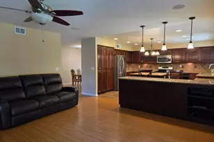 8216 Exbourne Cir, Sacramento, CA 95828 - Photo 10