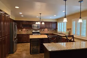 8216 Exbourne Cir, Sacramento, CA 95828 - Photo 8