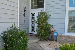 8216 Exbourne Cir, Sacramento, CA 95828 - Photo 4