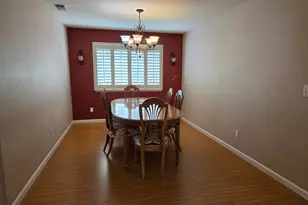 8216 Exbourne Cir, Sacramento, CA 95828 - Photo 16