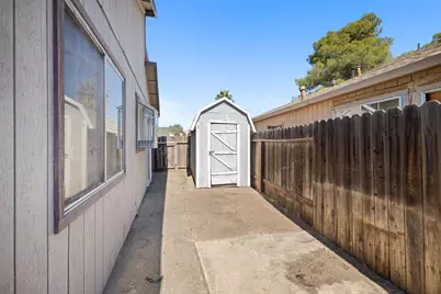 2208 Shameran Street, Stockton, CA 95210 - Photo 30