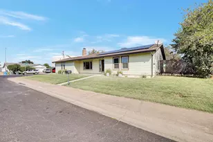 4294 Lever Ave, Olivehurst, CA 95961 - Photo 2