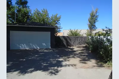 1917 Freida Court, Modesto, CA 95350 - Photo 2