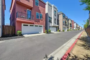 3685 Crocker Dr, Sacramento, CA 95818 - Photo 20