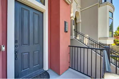 3685 Crocker Drive, Sacramento, CA 95818 - Photo 2