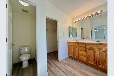 1914 Picasso Way, Stockton, CA 95206 - Photo 20