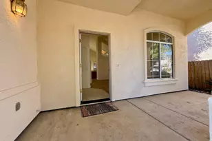 1914 Picasso Way, Stockton, CA 95206 - Photo 2
