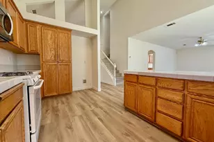 1914 Picasso Way, Stockton, CA 95206 - Photo 8