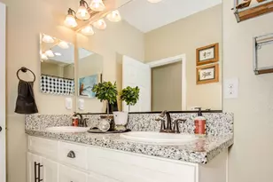 1337 Wawona Ct, Plumas Lake, CA 95961 - Photo 38