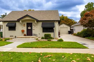 210 Palm Ave, Ripon, CA 95366 - Photo 1