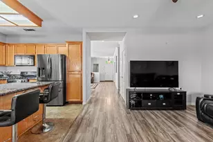 1877 Stabler Park Dr, Yuba City, CA 95993 - Photo 8