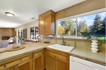 19858 Hillcrest Drive, Woodland, CA 95695 - Photo 40