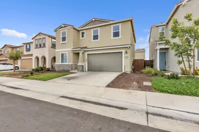 3249 Garibaldi Drive, Roseville, CA 95747 - Photo 2