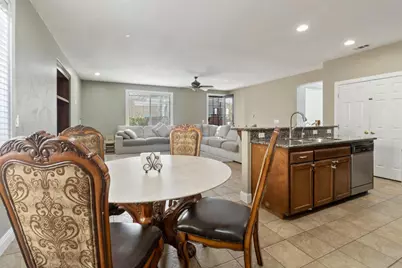 432 Meadow Creek Drive, Patterson, CA 95363 - Photo 14